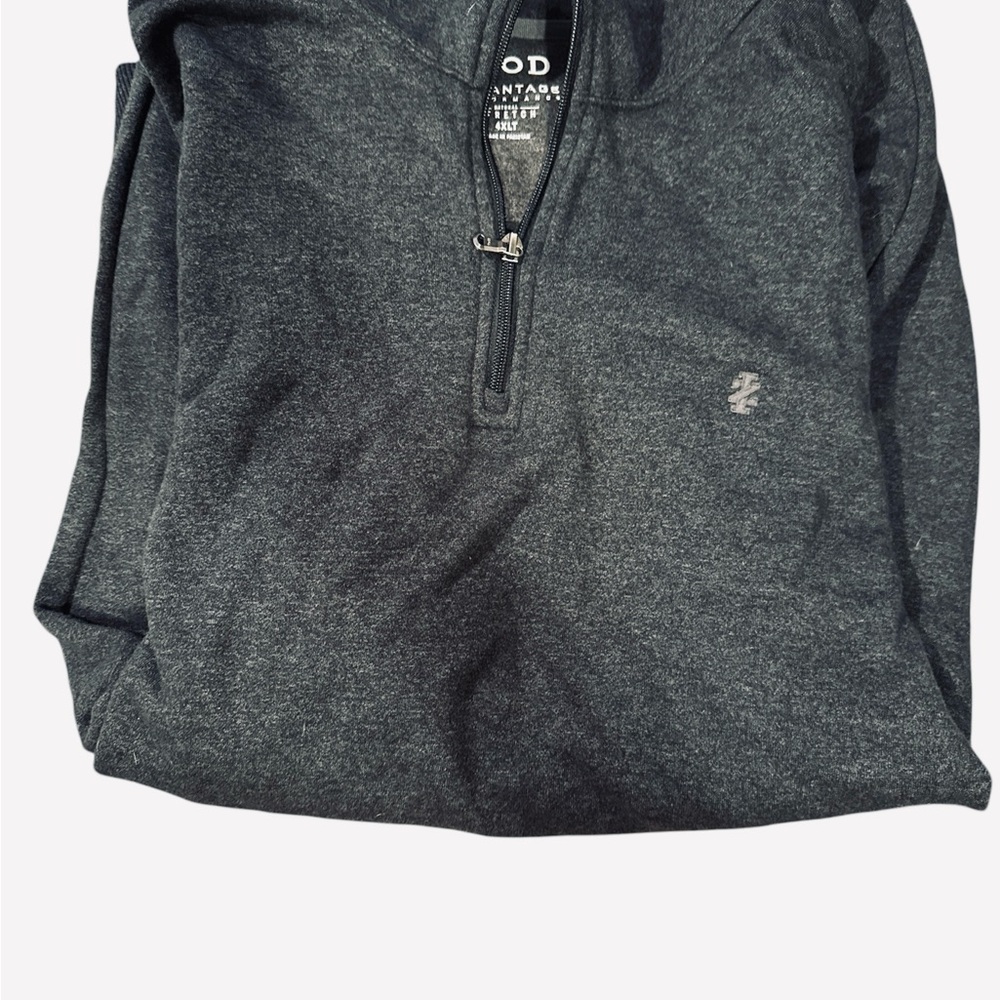 Izod Gray Quarter-Zip Sweatshirt with Heathered Texture
